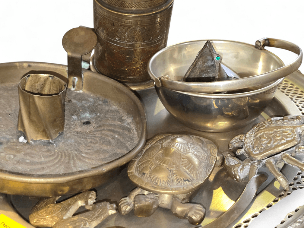 Image for Collectables & Interiors  26.8.26 WED133177