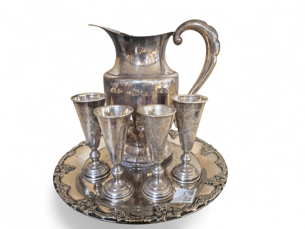 Image for Collectables & Interiors  26.8.26 WED133177