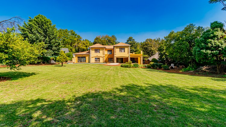 Image for Captivating Double Storey Home in Eldoraigne Online Auction