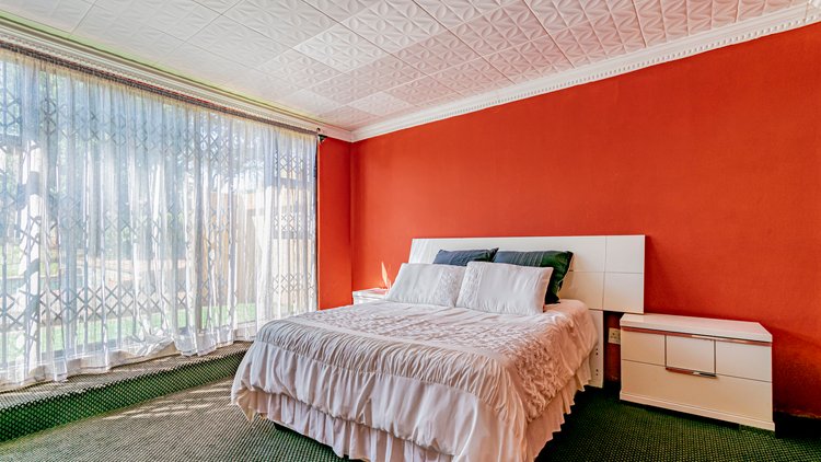 Image for Captivating Double Storey Home in Eldoraigne Online Auction