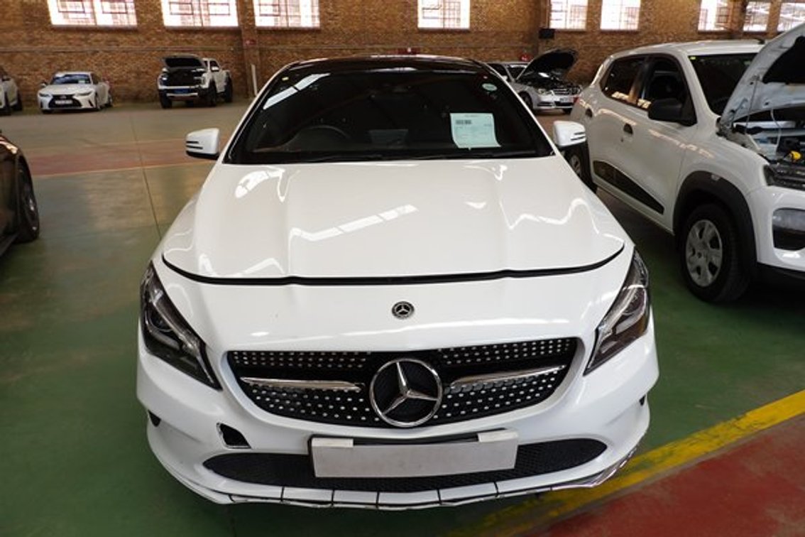 2018 MERCEDES-BENZ CLA200 A/T