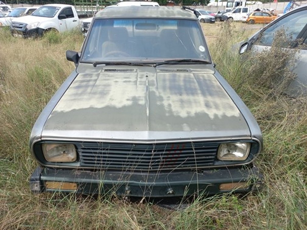NISSAN 1400