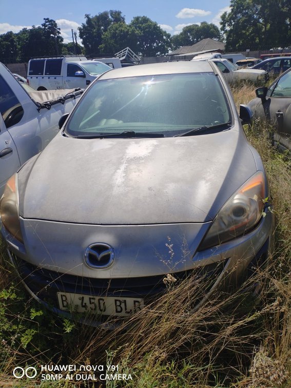MAZDA 3 - SOLD AS SCRAP CANNOT BE REGISTERED NATIS (FOREIGN/CROSS BORDER ASSET)