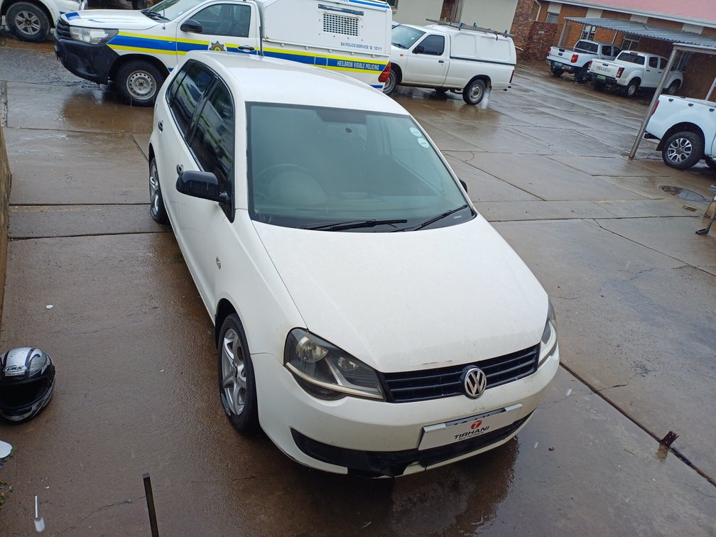 VW POLO VIVO