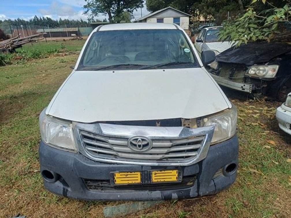 TOYOTA HILUX BAKKIE