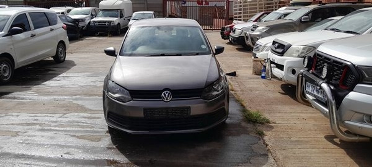 VW POLO VIVO