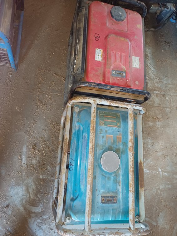 TOTAL 3000W PETROL GENERATOR  +  RED RHINO 2500W GENERATOR