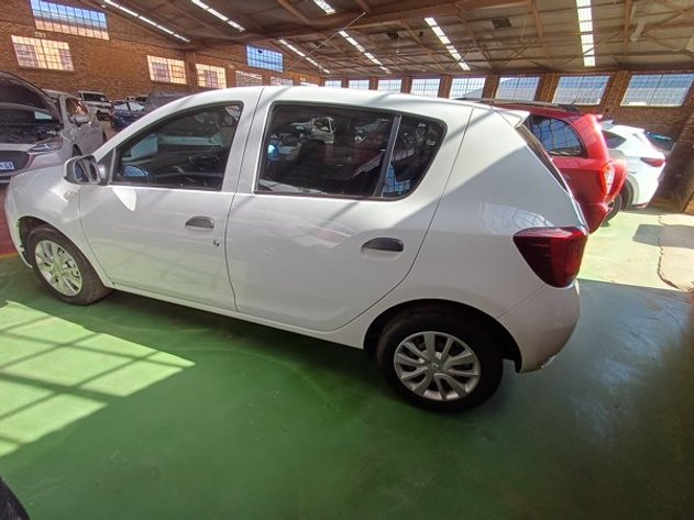Image for 2020  RENAULT SANDERO 900 T EXPRESSION
