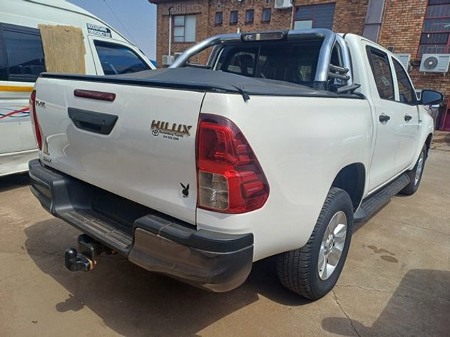 Image for 2020  TOYOTA HILUX 2.4 GD-6 RB SRX A/T P/U D/C