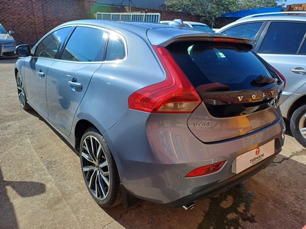 Image for 2017  VOLVO V40 D3 INSCRIPTION GEARTRONIC