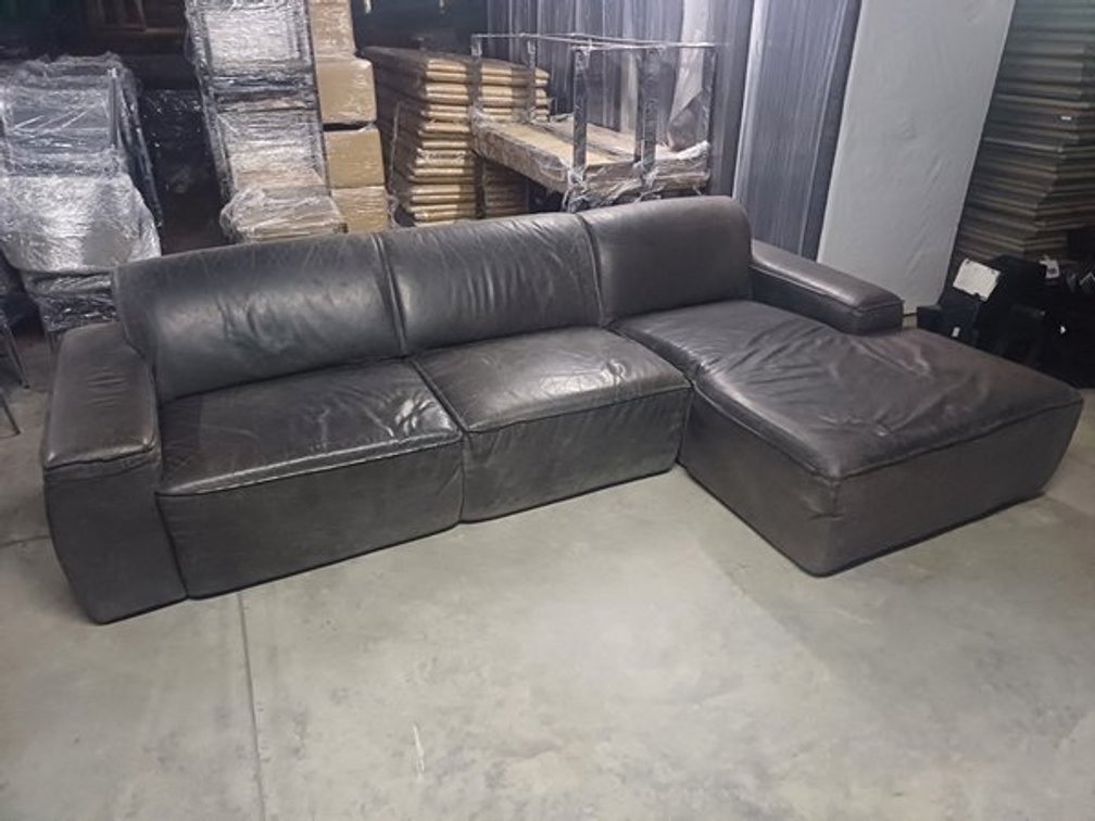 L SHAPED COUCH  X1
