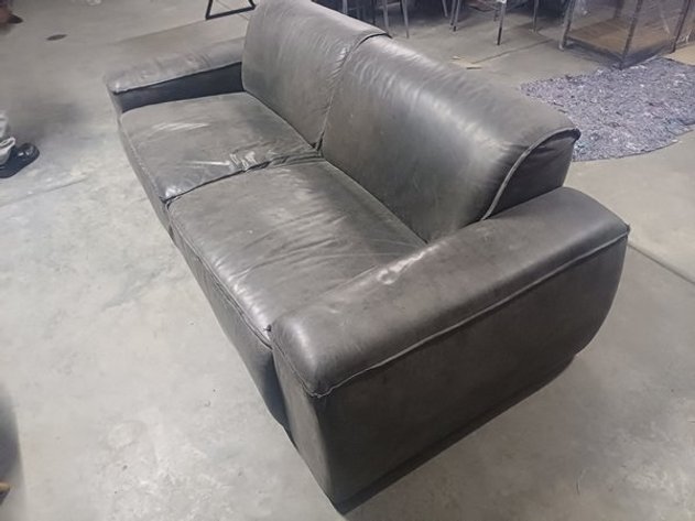 Image for 2 SEATER COUCH  X1