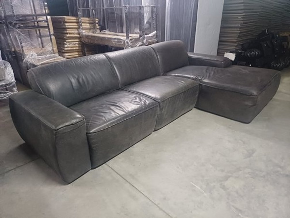 L SHAPED COUCH  X1