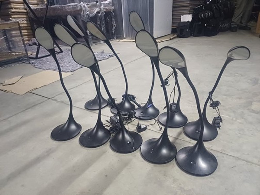 DESK LAMPS  X10