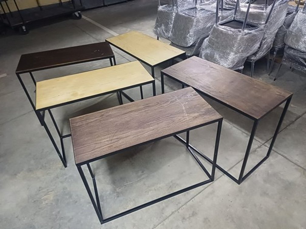 SMALL/STUDY DESK  X5