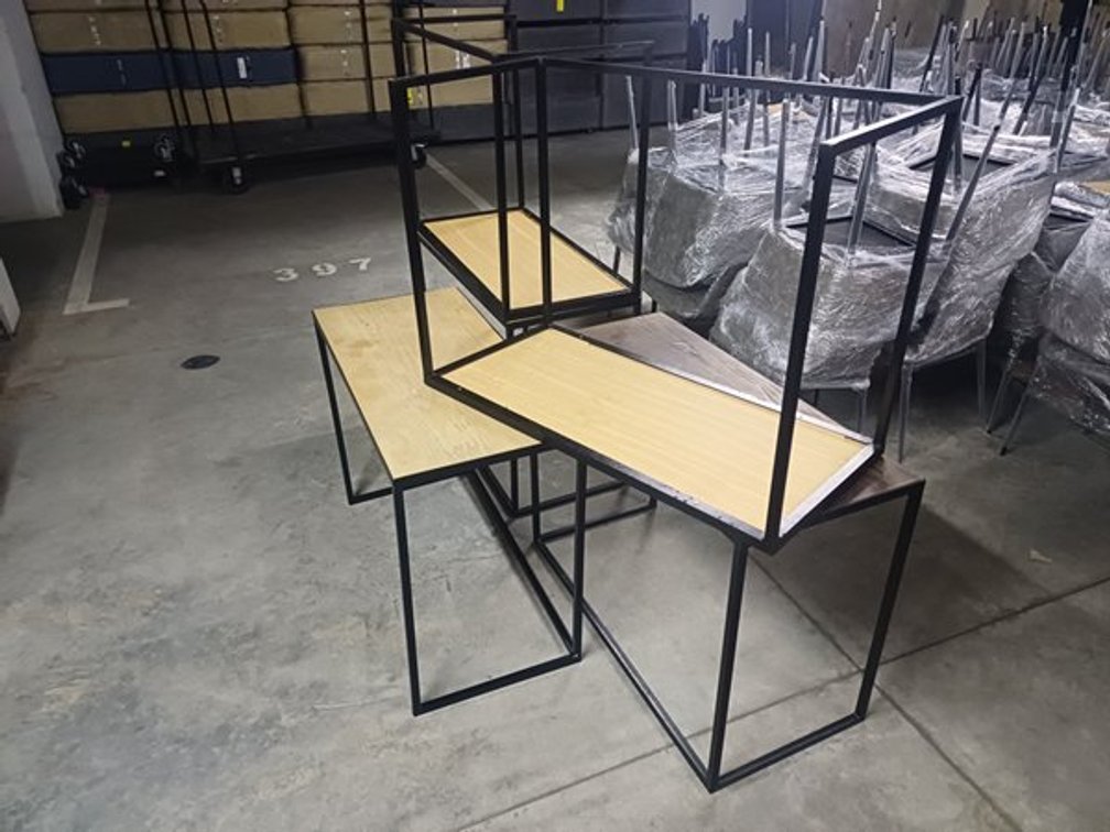SMALL/STUDY DESK  X5