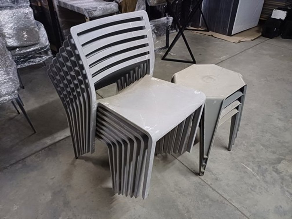PATIO FURNITURE - 8 PATIO CHAIRS AND 4  PATIO TABLES