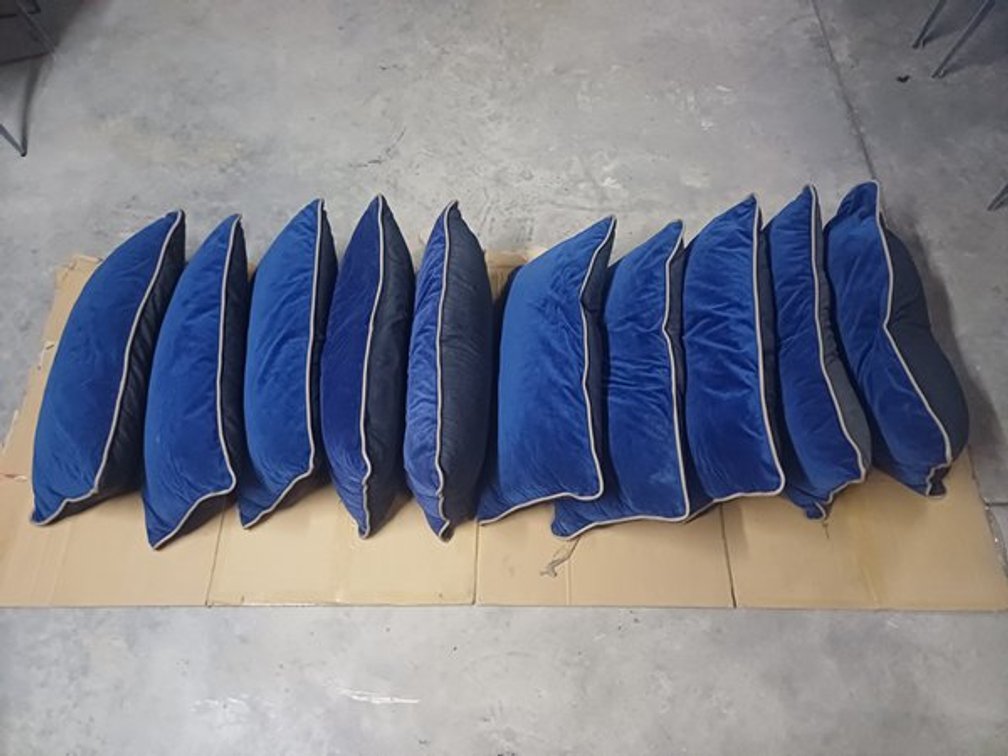BED SCATTERS - SMALL BLUE  X10