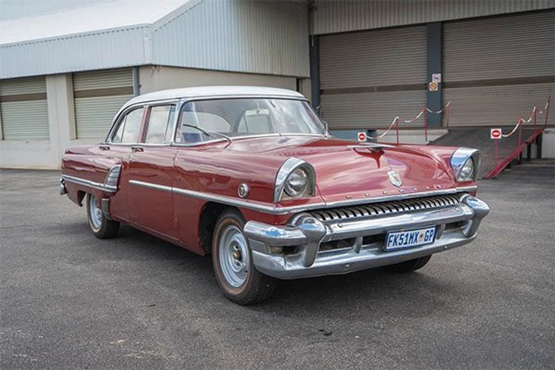 1955 Mercury Monterey – Sedan