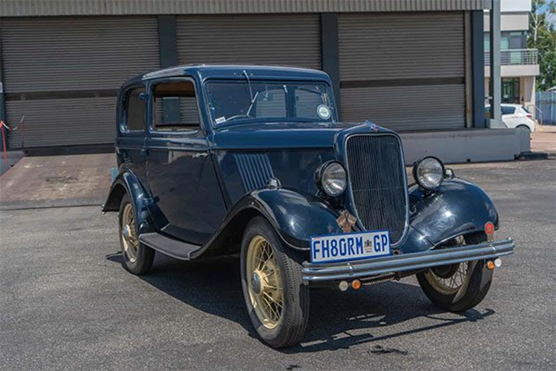 1932 Ford Model Y - Sedan
