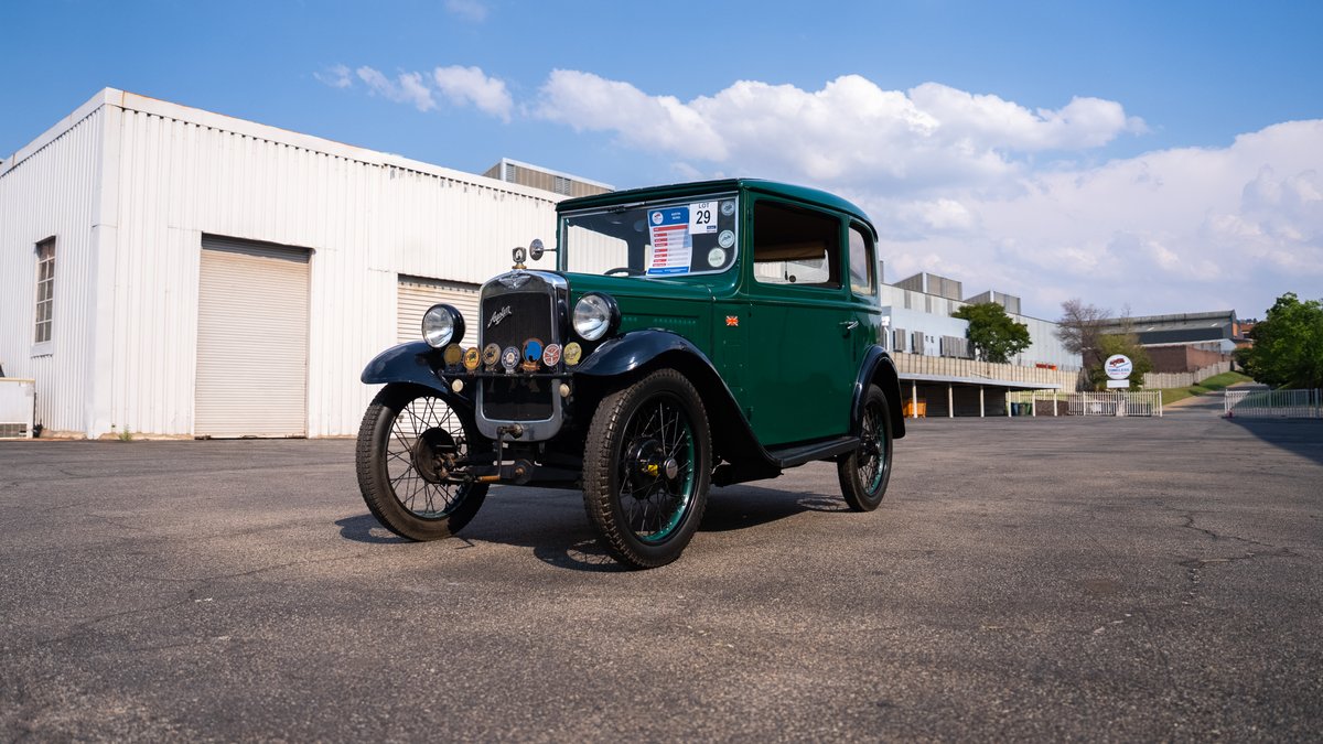 1933 Austin Seven - Saloon