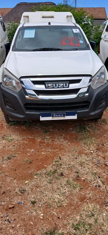 TBC ISUZU D-MAX VIN: ACVMRRAR6L4114361 KM: N/A