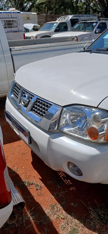 2016 NISSAN NP300 VIN: ADNCDUD22ZR095761 KM: N/A