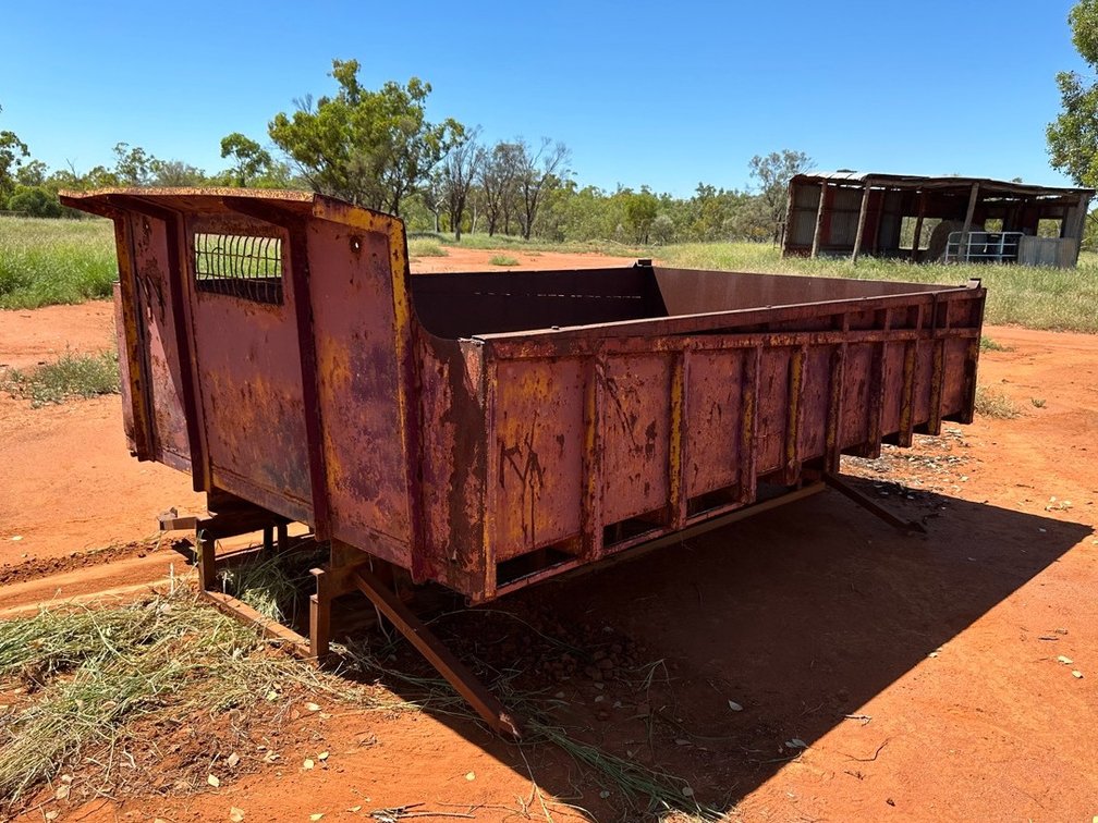 STEEL TIPPER BODY