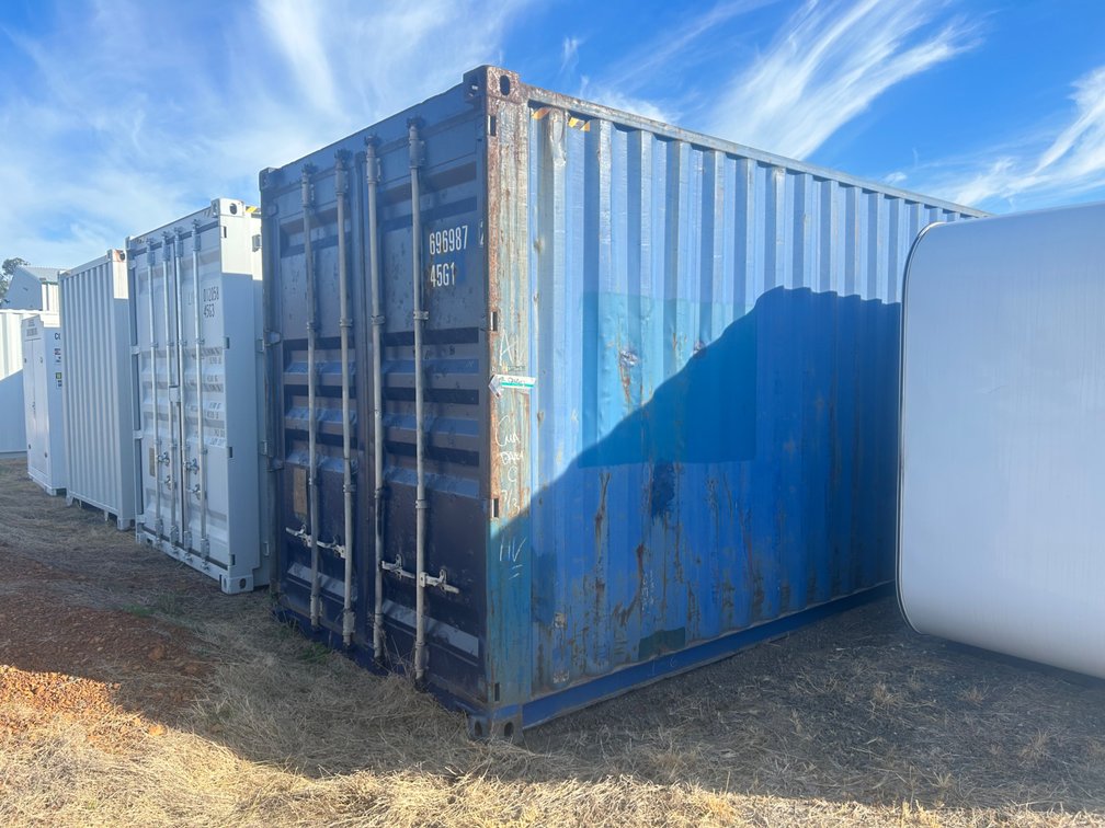 2007 40FT HIGH CUBE SHIPPING CONTAINER
