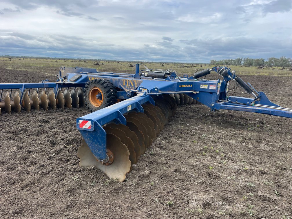 2023 TINY GRIZZLY 76 PLATE PLOUGH