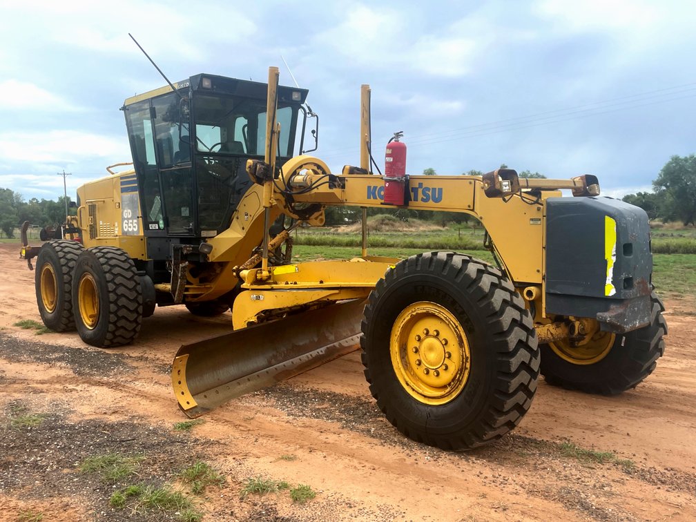 2005 KOMATSU GD655-3A MOTOR GRADER 