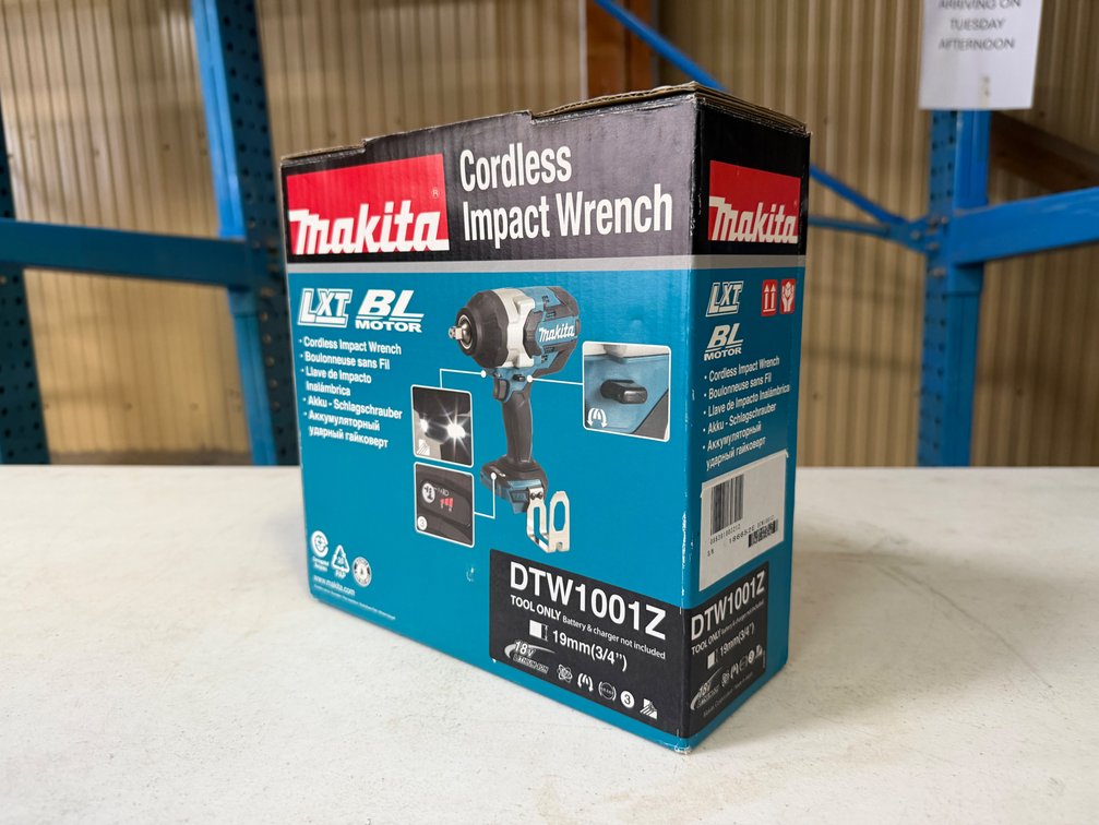 NEW MAKITA 3/4" 18V CORDLESS IMPACT WRENCH