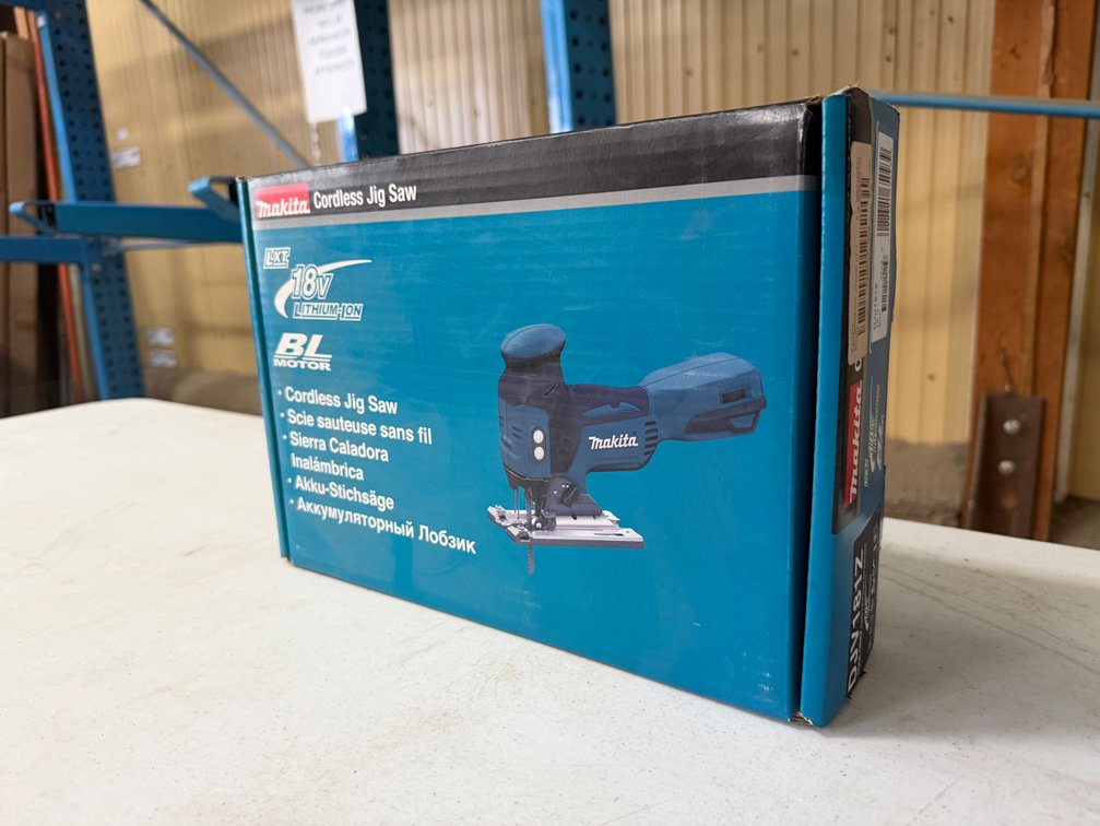 NEW MAKITA 18V CORDLESS JIG SAW