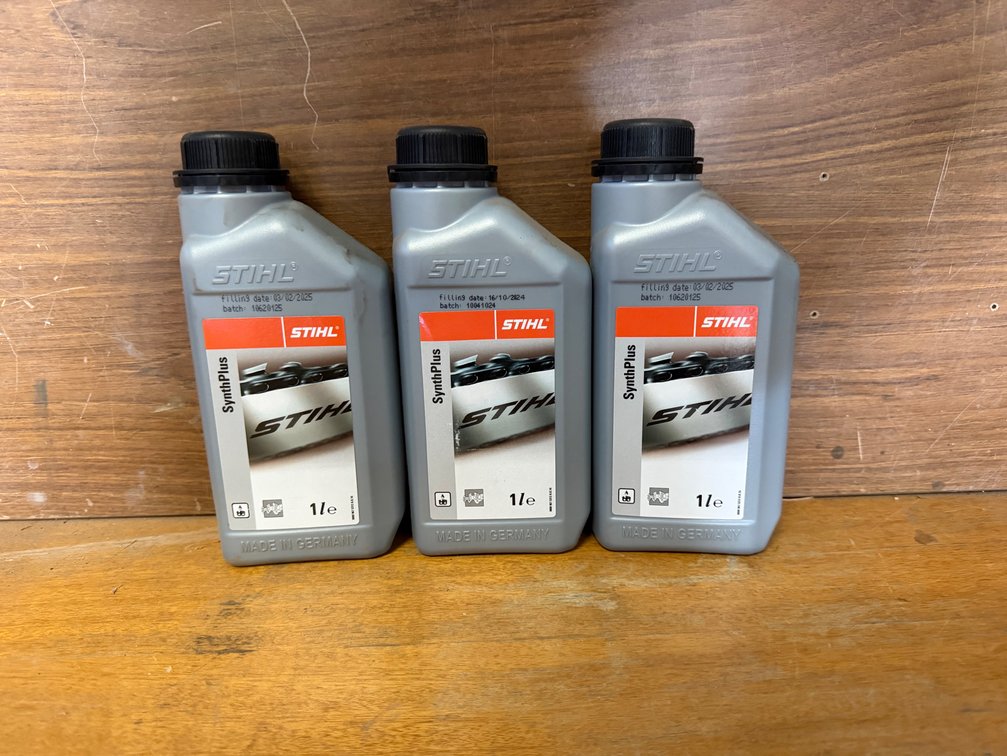 3 x NEW 1L STIHL SYNTHPLUS BAR & CHAIN OIL