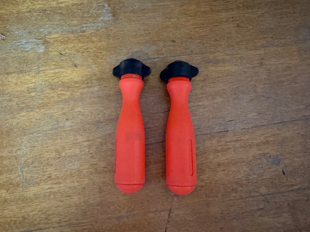 2 x NEW PLASTIC FILE HANDLES