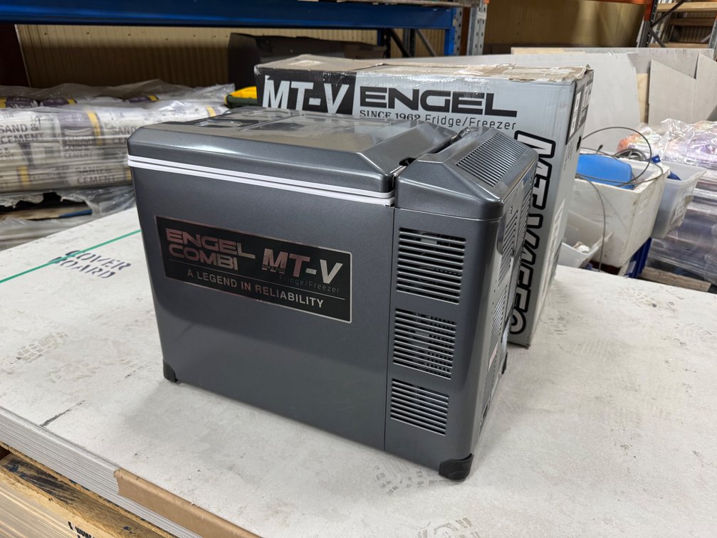 NEW ENGEL MT-V45FC COMBI FRIDGE/FREEZER