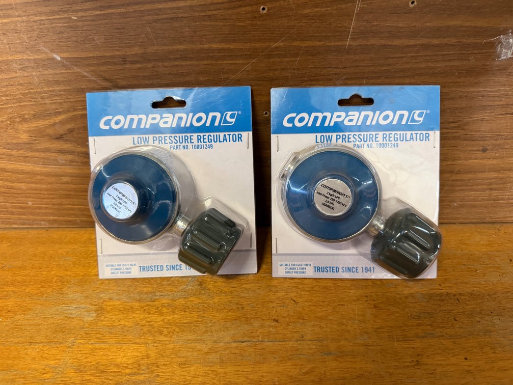 2 x NEW COMPANION LOW PRESSURE REGULATOR