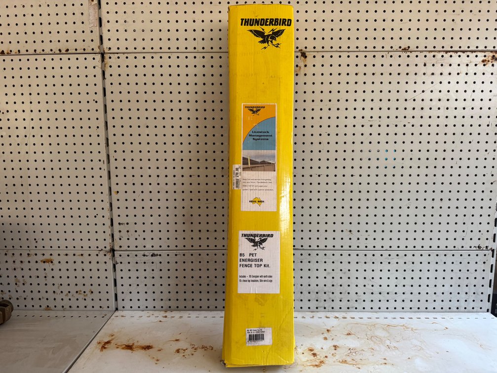 NEW THUNDERBIRD PET ENERGISER FENCE TOP KIT