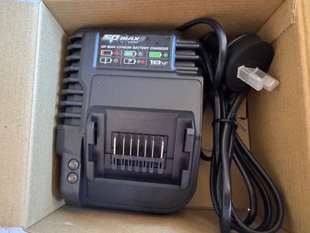 NEW SP MAX 18V BATTERY CHARGER