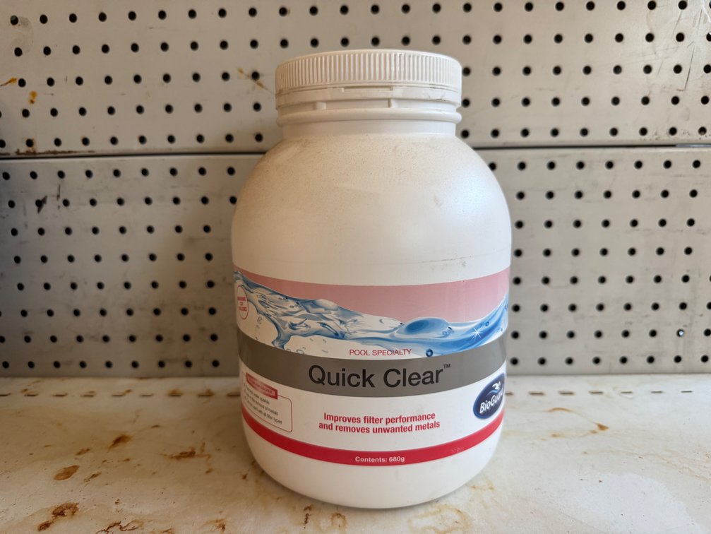 POOL MAINTENANCE l ADDITIVES