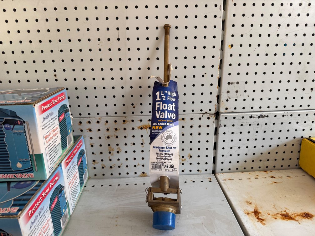 WATER TROUGHS l FITTINGS