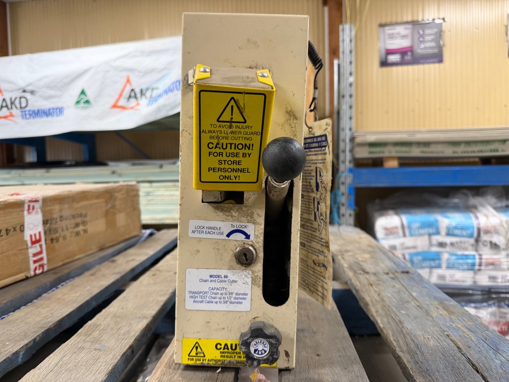 USED HYDRAULIC CHAIN & CABLE CUTTER