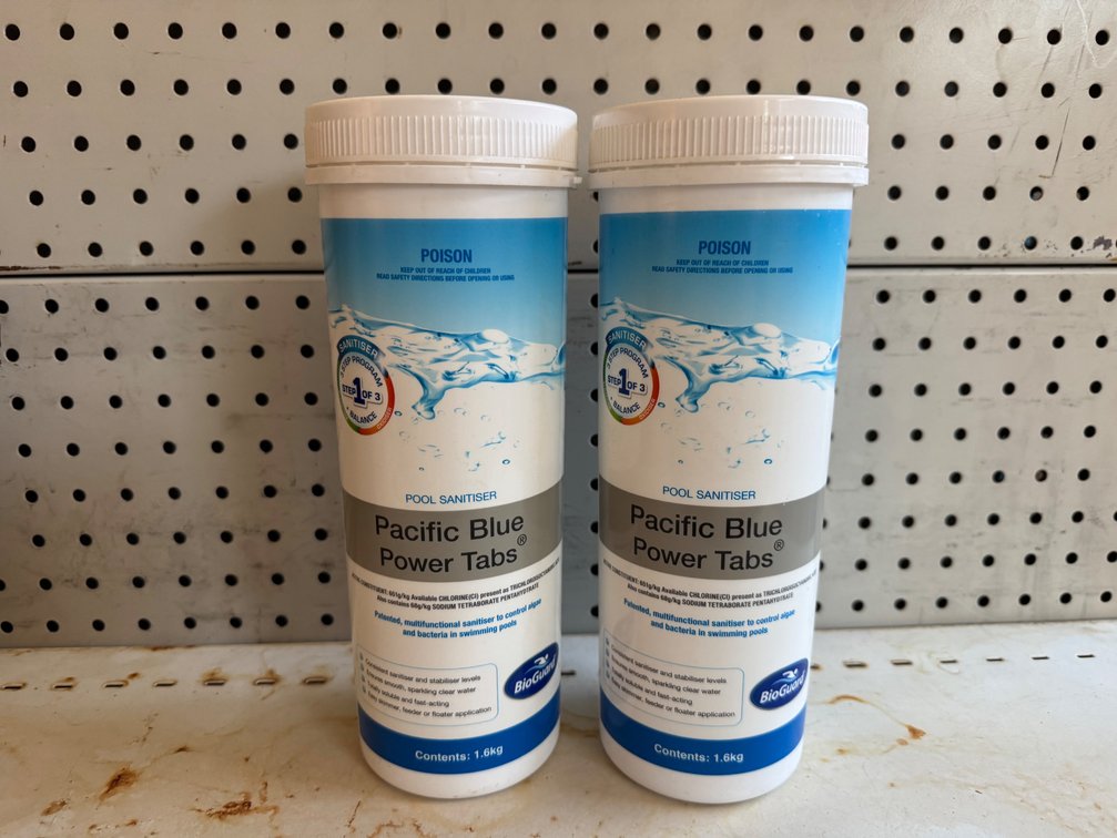 POOL MAINTENANCE l ADDITIVES