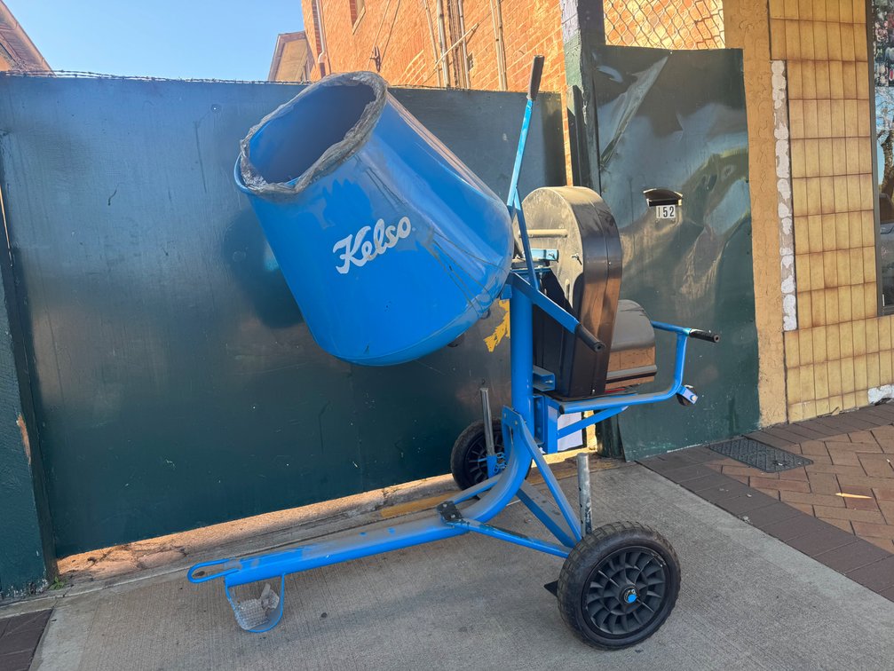 NEW KELSO 3.5CF ELECTRIC CEMENT MIXER