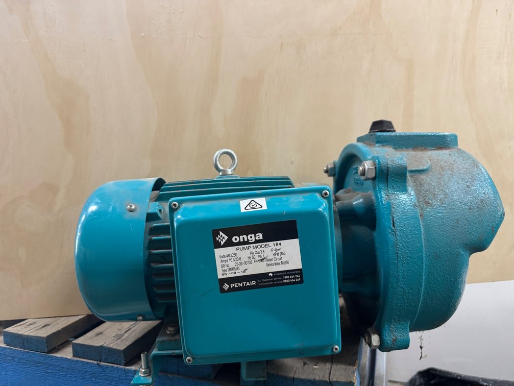 NEW ONGA CAST IRON ELECTRIC WATER PUMP