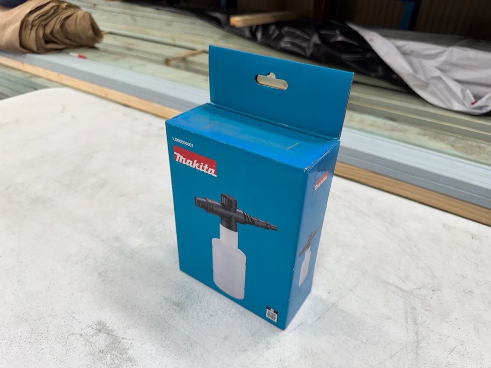 NEW MAKITA PRESSURE WASHER FOAM NOZZLE ASSEMBLY