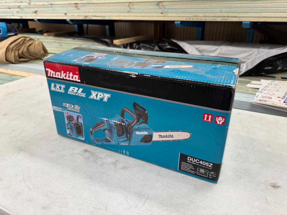 NEW MAKITA 36V CORDLESS CHAINSAW (16" BAR)