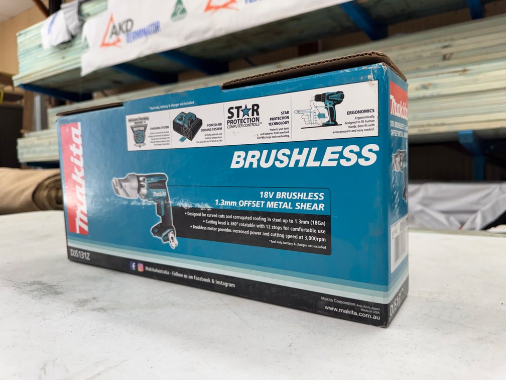 NEW MAKITA 1.3MM 18V CORDLESS OFFSET METAL SHEAR
