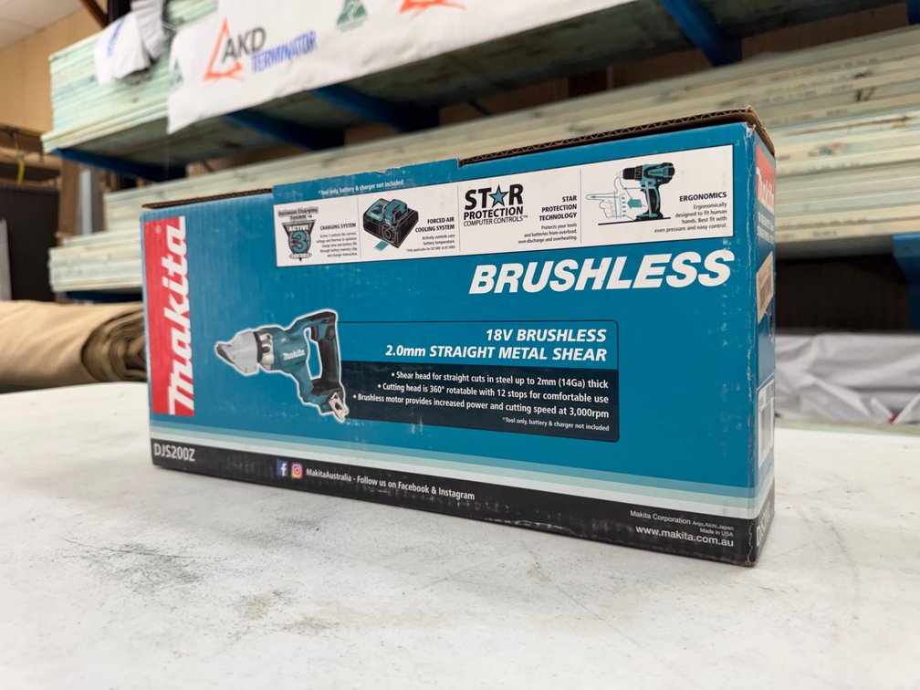 NEW MAKITA 2.0MM 18V CORDLESS STRAIGHT METAL SHEAR