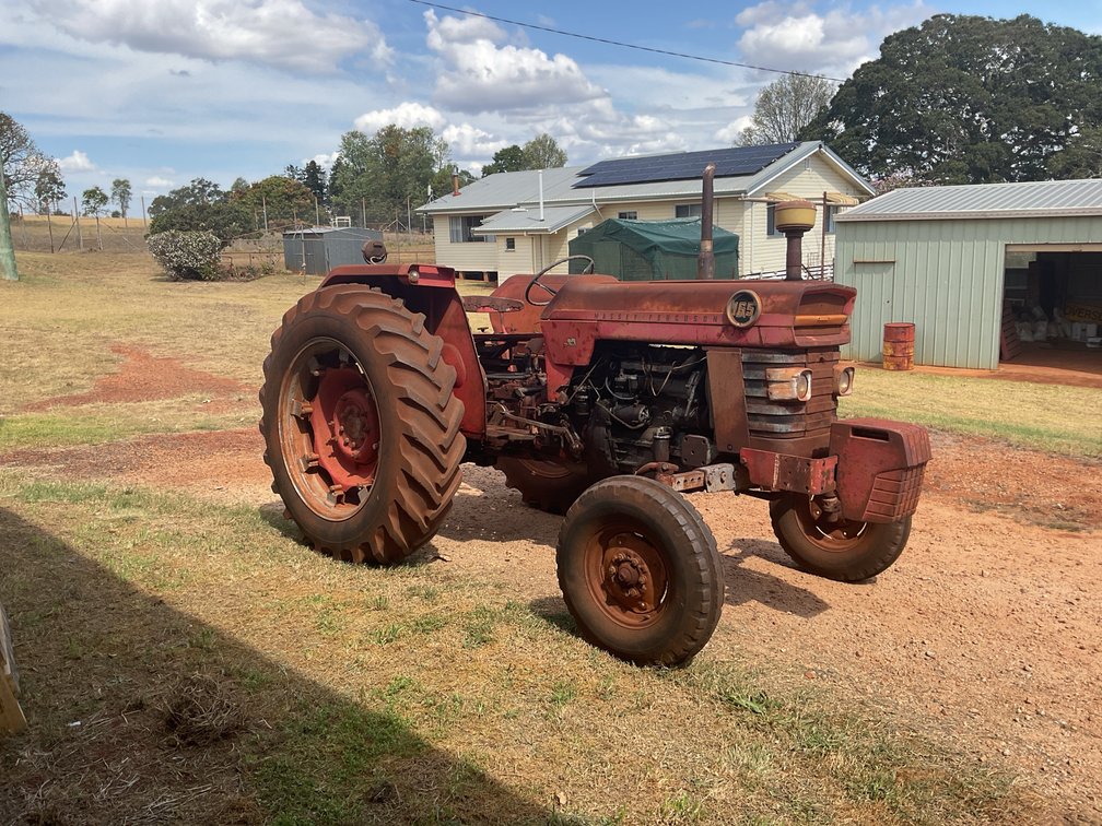 MASSEY FERGUSON 165